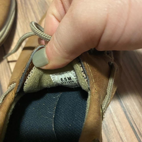 Sperrys - Picture 3 of 4